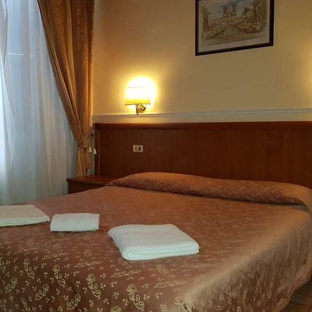 Hotel Aristotele Rzym Zewnętrze zdjęcie