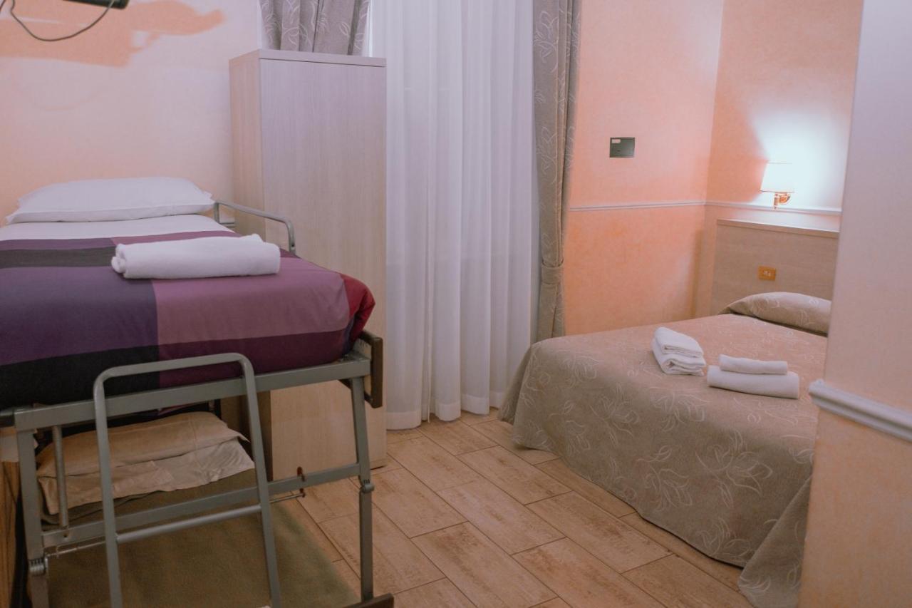 Hotel Aristotele Rzym Zewnętrze zdjęcie