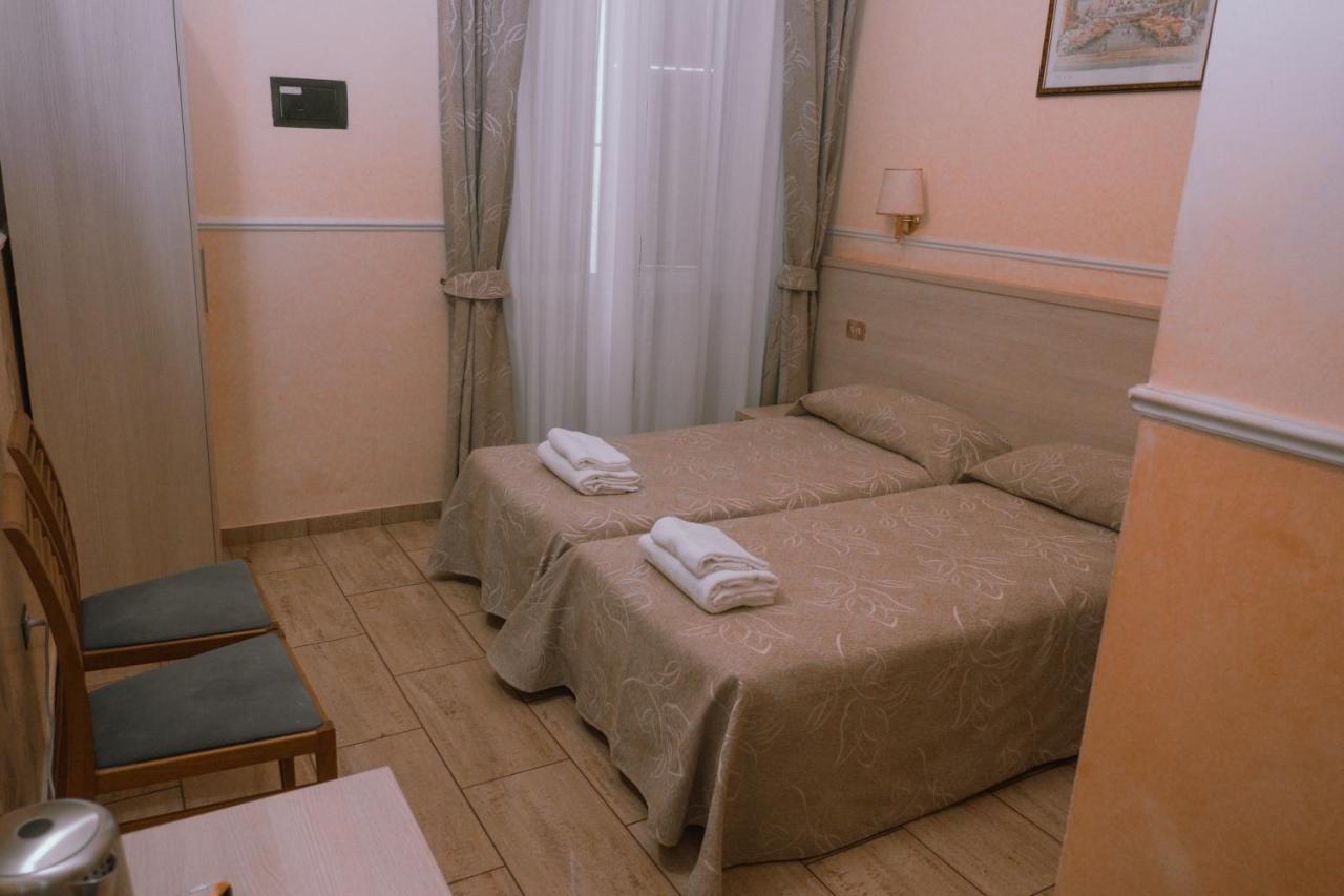 Hotel Aristotele Rzym Zewnętrze zdjęcie
