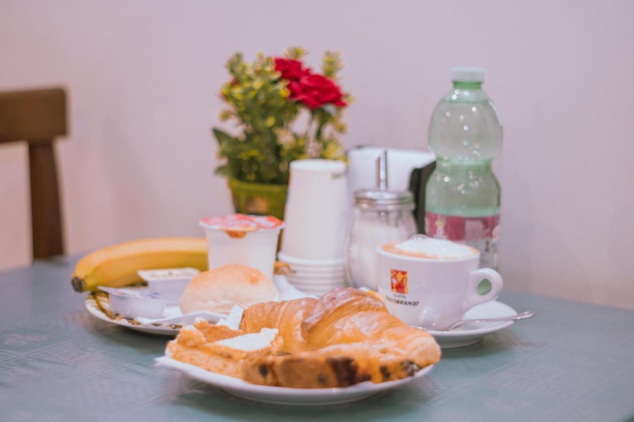 Hotel Aristotele Rzym Zewnętrze zdjęcie
