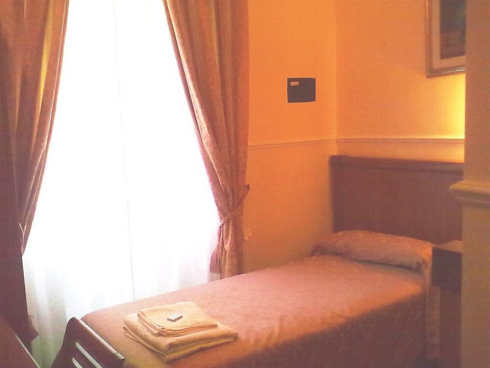 Hotel Aristotele Rzym Zewnętrze zdjęcie
