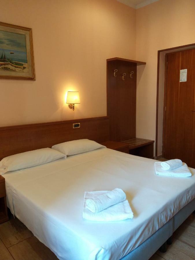 Hotel Aristotele Rzym Zewnętrze zdjęcie
